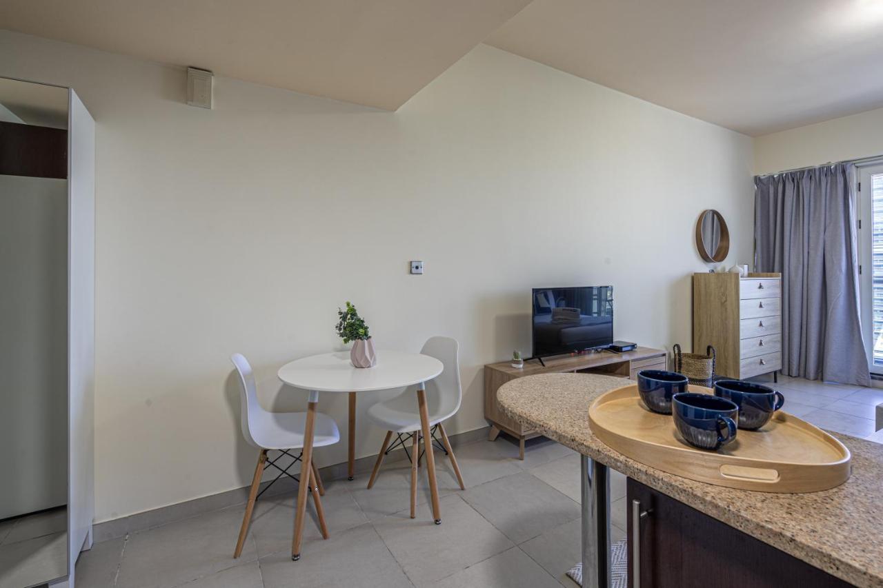 Higuests - Modern Studio With Incredible City Skyline View Dubai Exterior photo