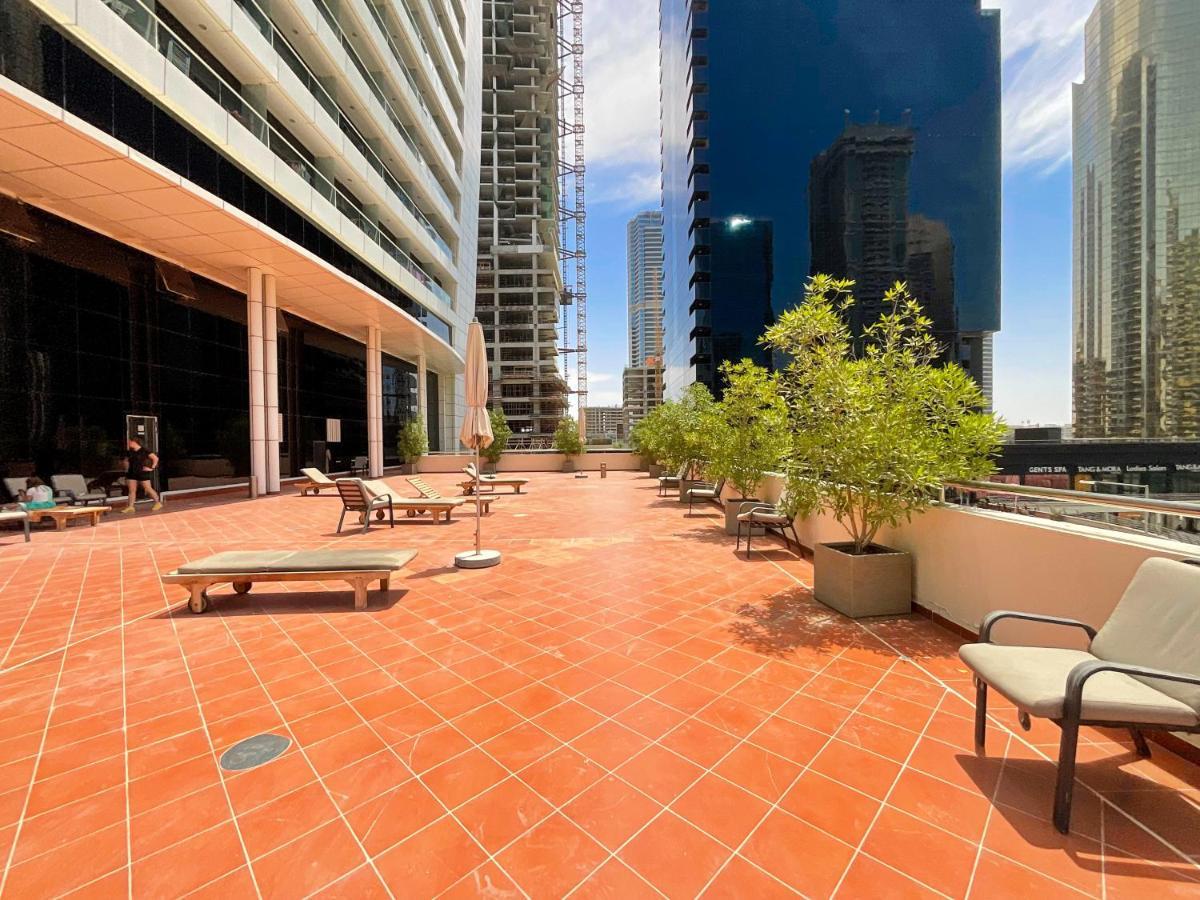 Higuests - Modern Studio With Incredible City Skyline View Dubai Exterior photo